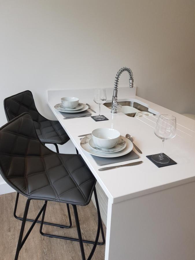 34 Cuppin Street - Luxury City Centre Apartment! Chester Buitenkant foto